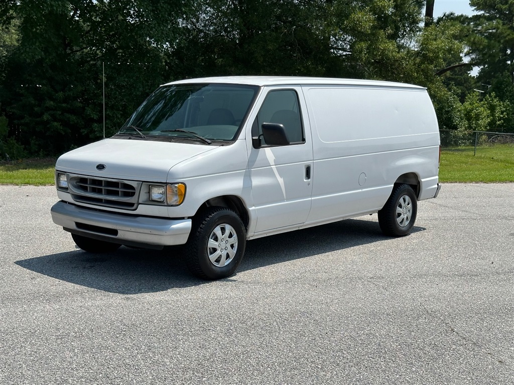 2000 Ford Econoline E150 for sale by dealer