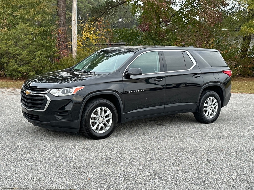 2019 Chevrolet Traverse LS FWD for sale by dealer