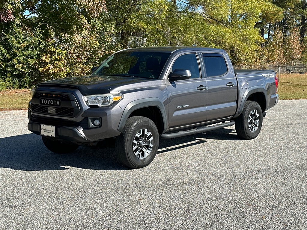 2017 Toyota Tacoma SR5 Double Cab Long Bed V6 6AT 2WD for sale by dealer