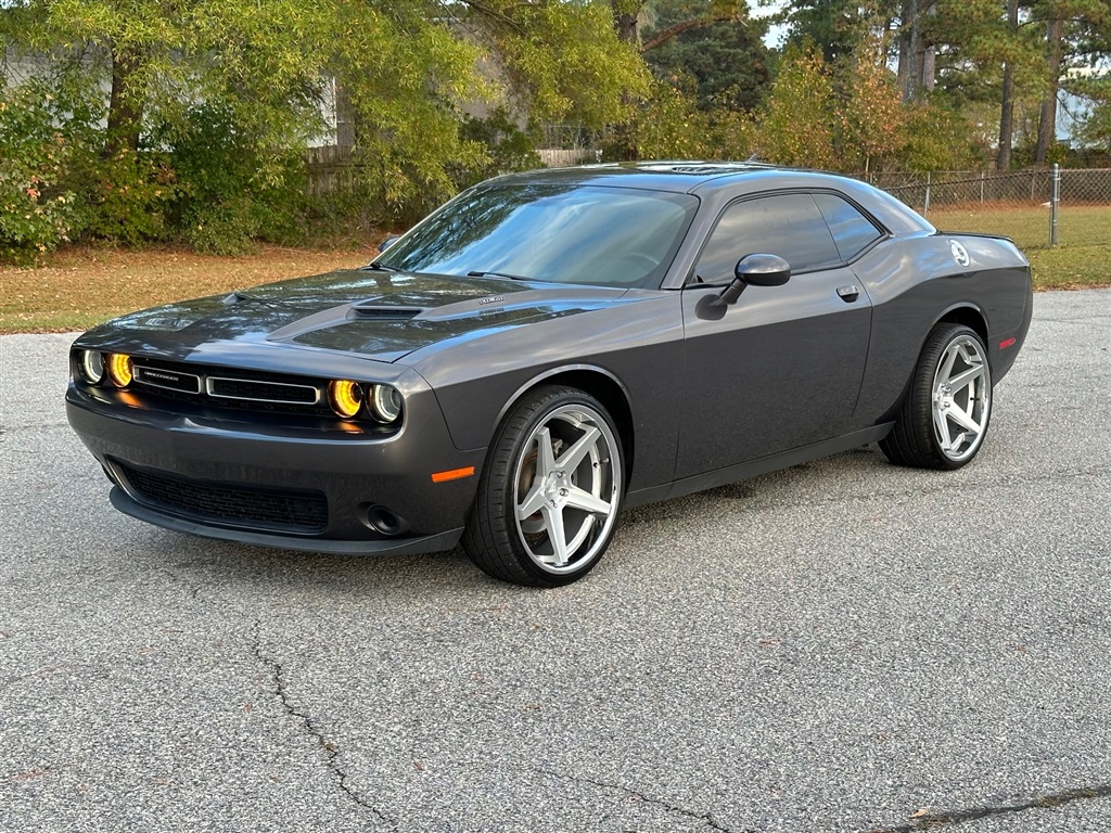 2015 Dodge Challenger SXT for sale by dealer