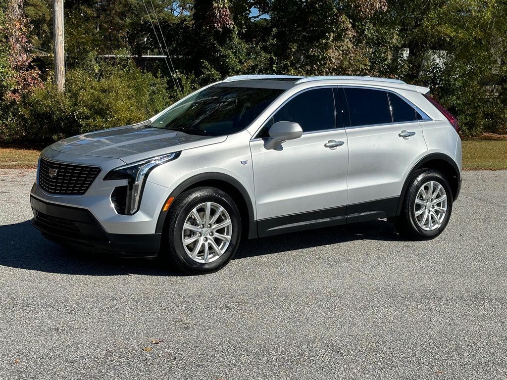 2020 Cadillac XT4 Luxury for sale by dealer