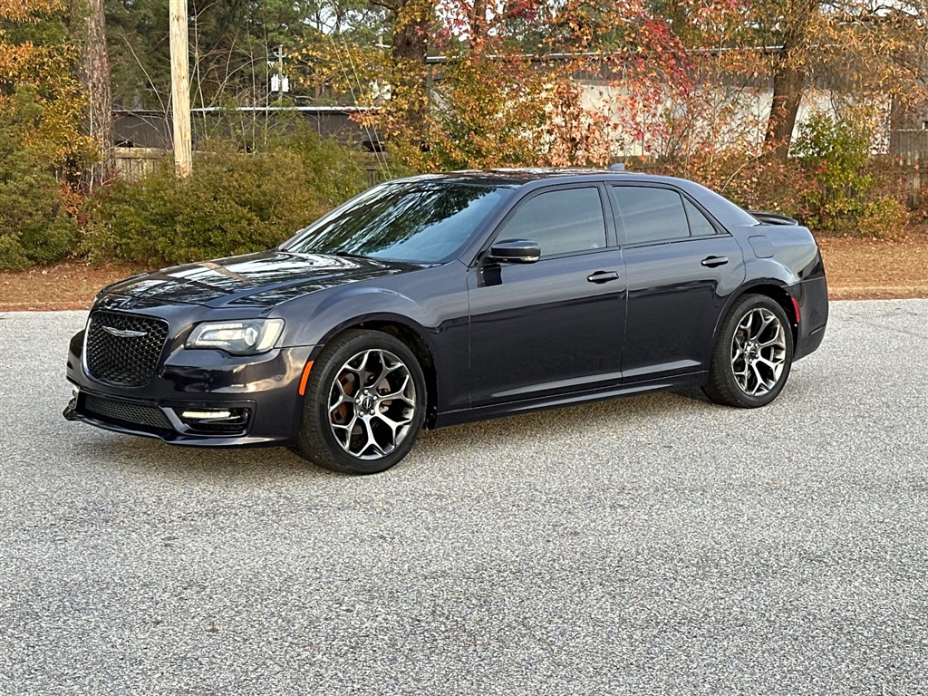 2018 Chrysler 300 S V6 RWD for sale by dealer