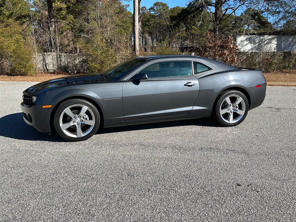 2010 Chevrolet Camaro LT2 Coupe for sale by dealer