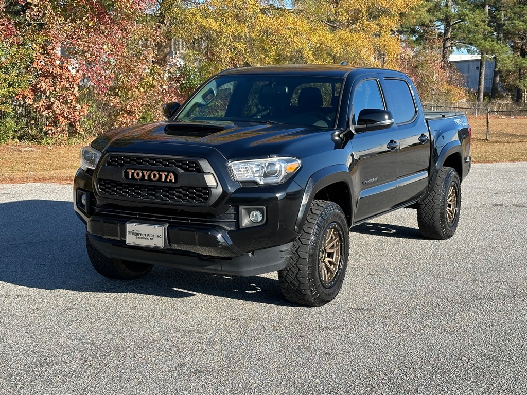 2016 TOYOTA TACOMA for sale by dealer