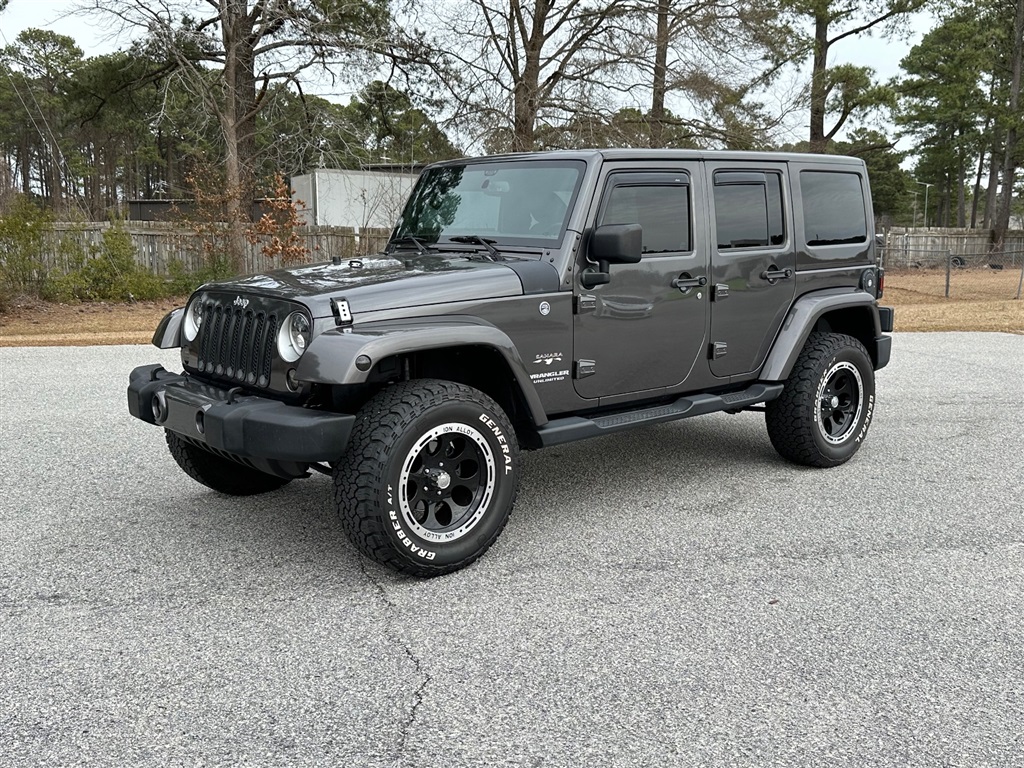 2017 Jeep Wrangler Unlimited Sahara 4WD for sale by dealer