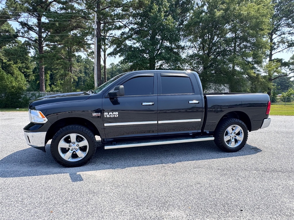 2017 RAM 1500 SLT Crew Cab SWB 4WD for sale by dealer