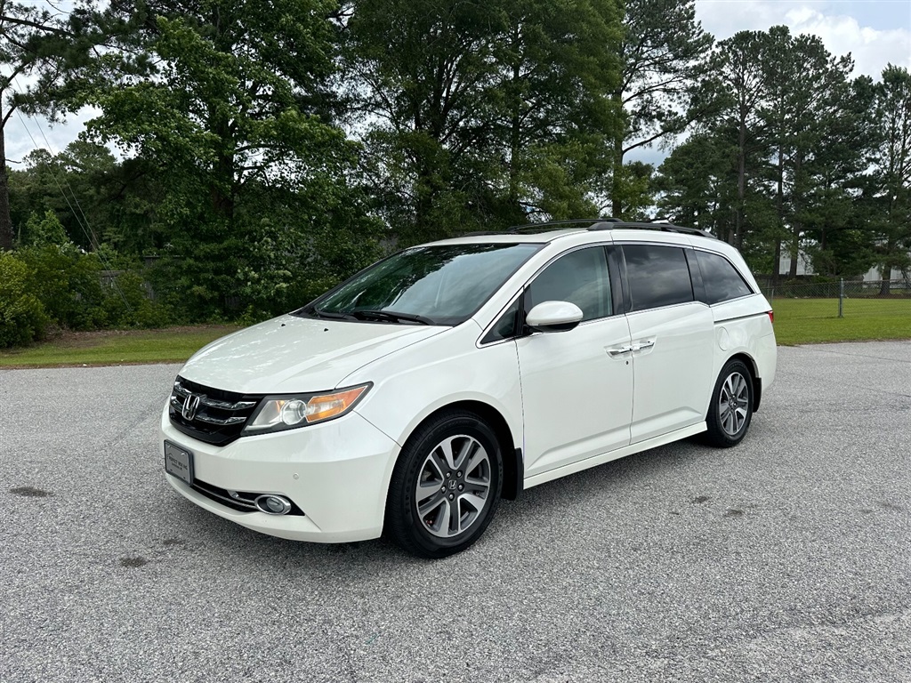 2016 Honda Odyssey Touring for sale by dealer