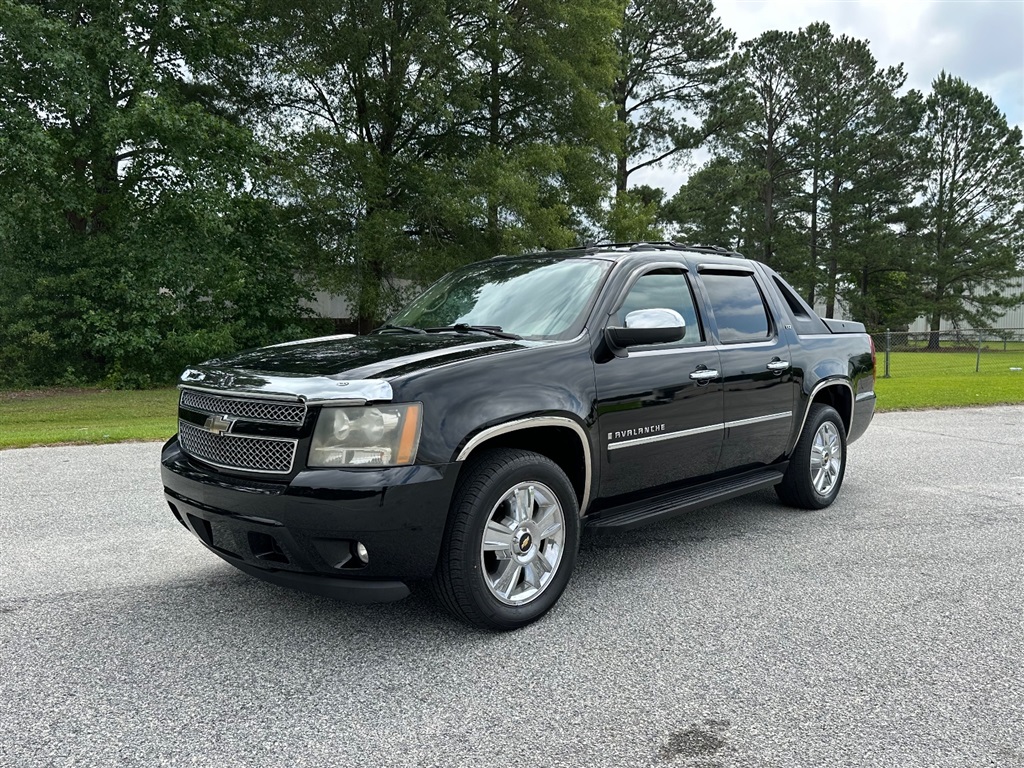 2009 Chevrolet Avalanche LTZ 4WD for sale by dealer