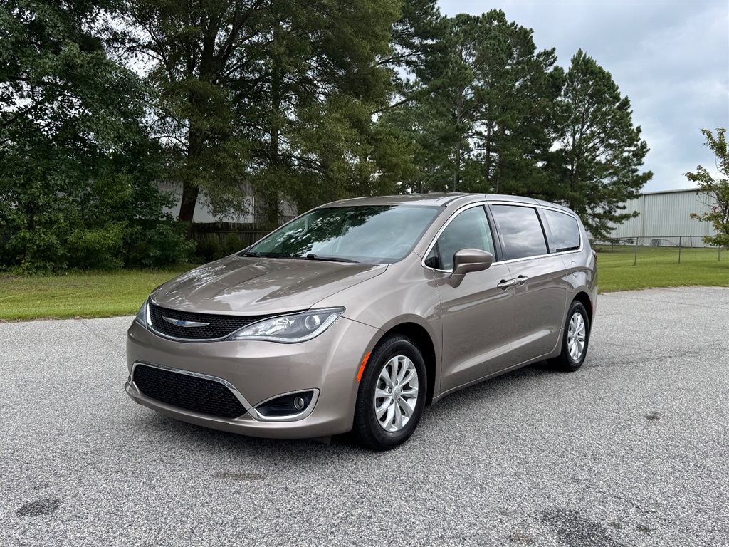 2018 Chrysler Pacifica Touring Plus for sale by dealer