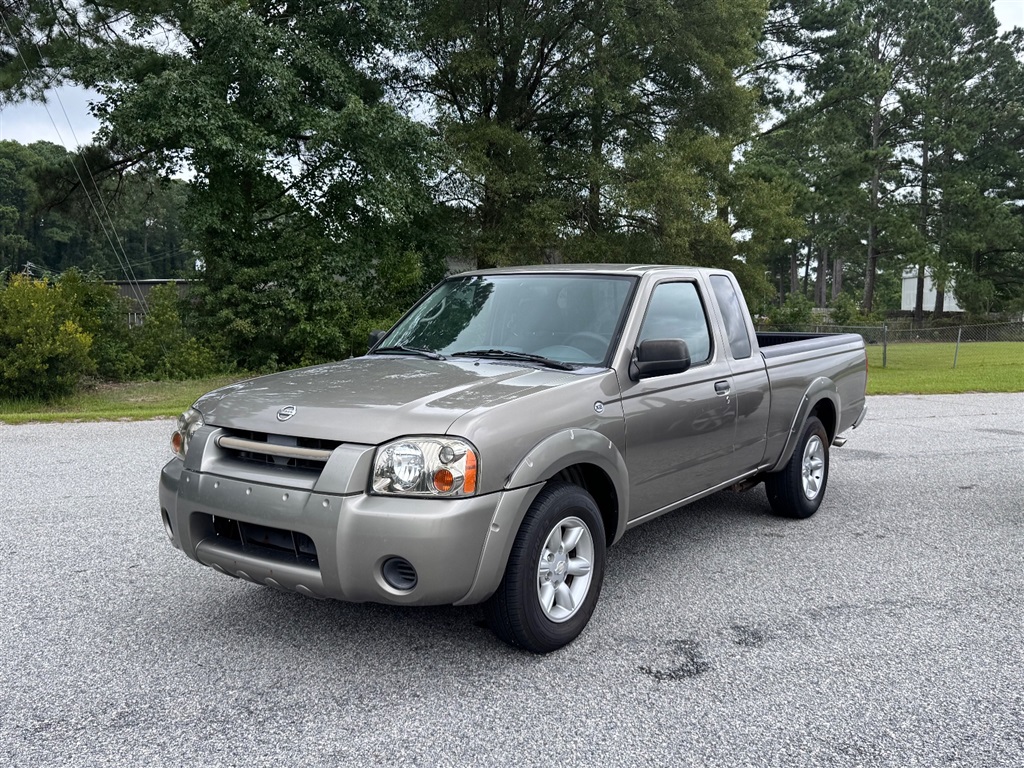 2004 Nissan Frontier King Cab 2WD for sale by dealer