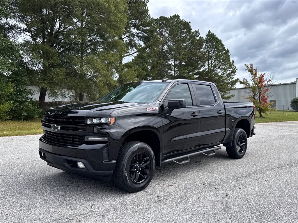 2019 Chevrolet Silverado 1500 RST Crew Cab 4WD for sale by dealer