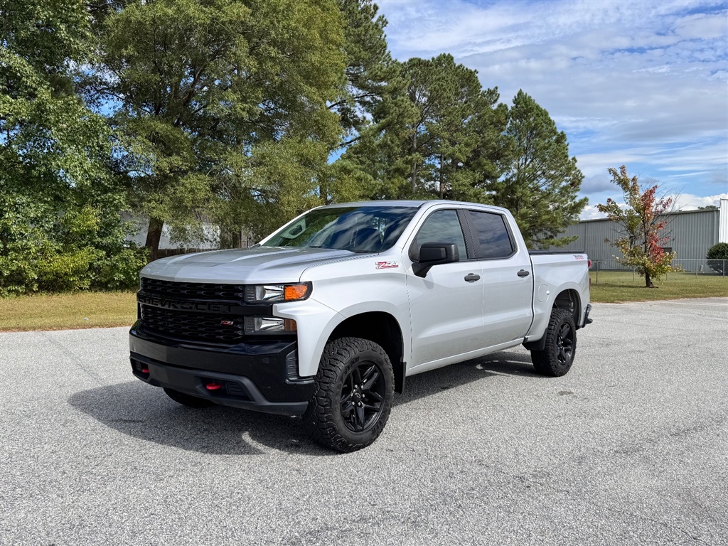 2019 Chevrolet Silverado 1500 Custom Trail Boss Crew Cab Short Bo for sale by dealer