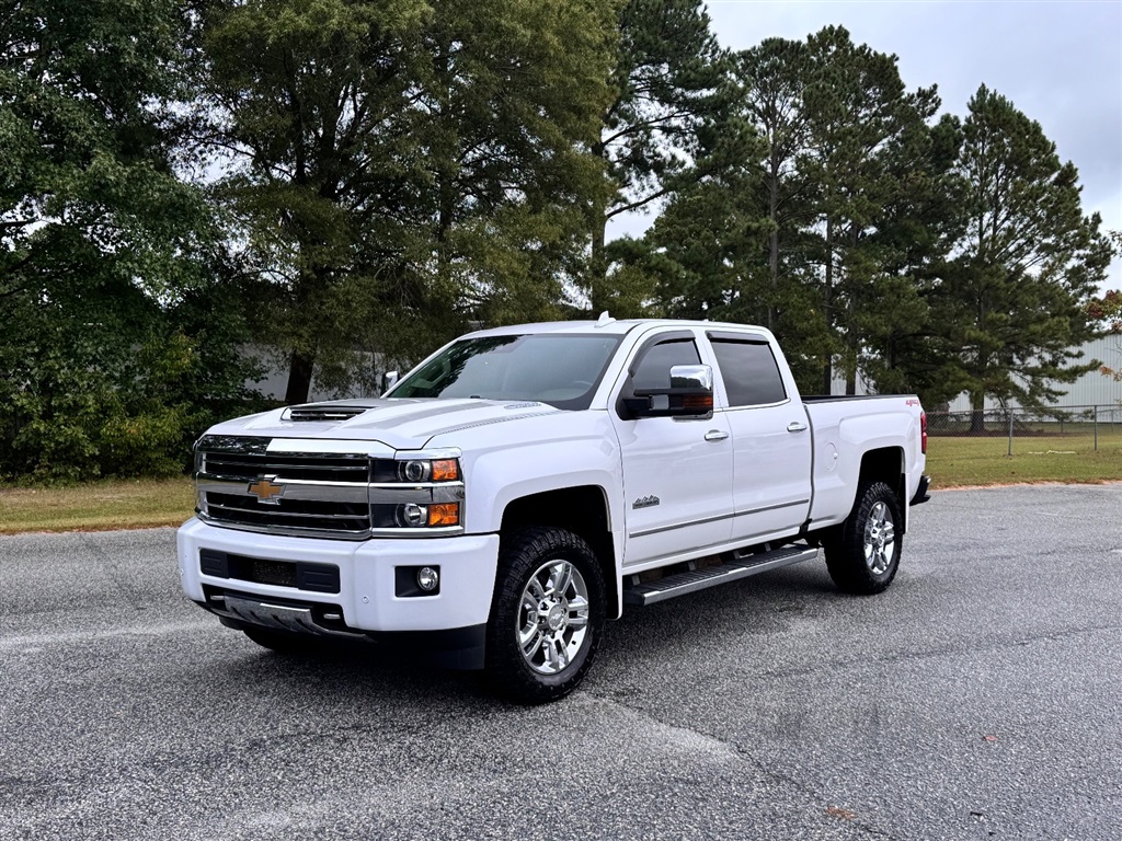 2019 Chevrolet Silverado 2500HD High Country Crew Cab Short Box 4 for sale by dealer