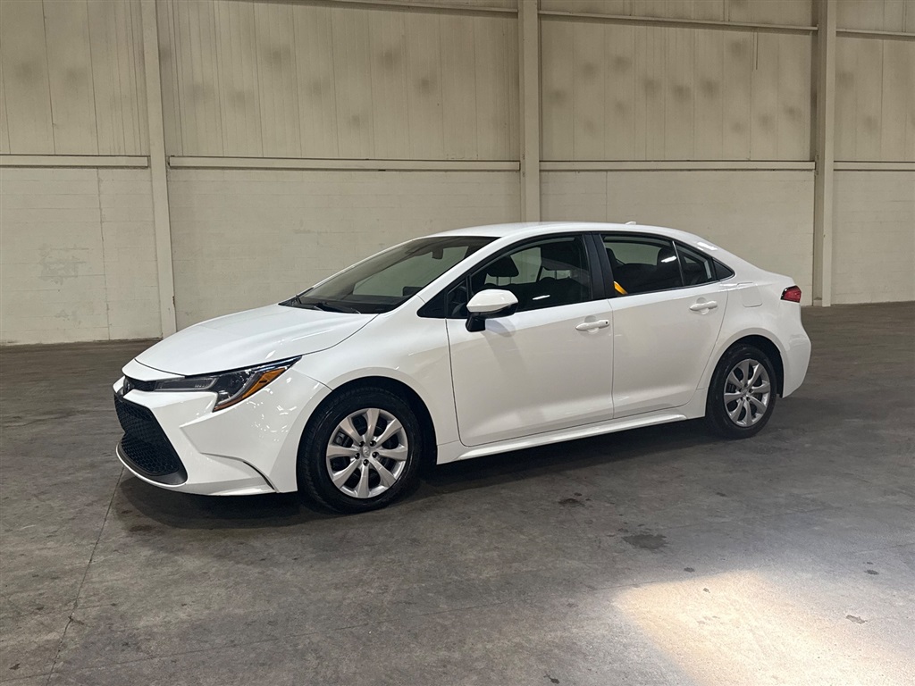 2022 Toyota Corolla LE for sale by dealer
