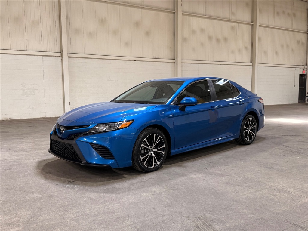 2019 Toyota Camry SE for sale by dealer