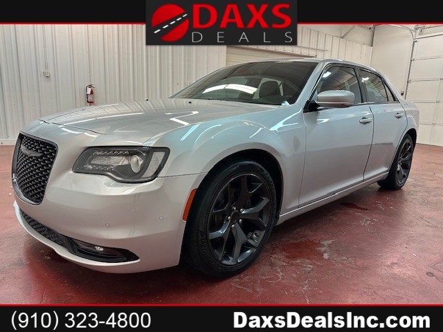 2021 CHRYSLER 300 S V6 RWD for sale by dealer