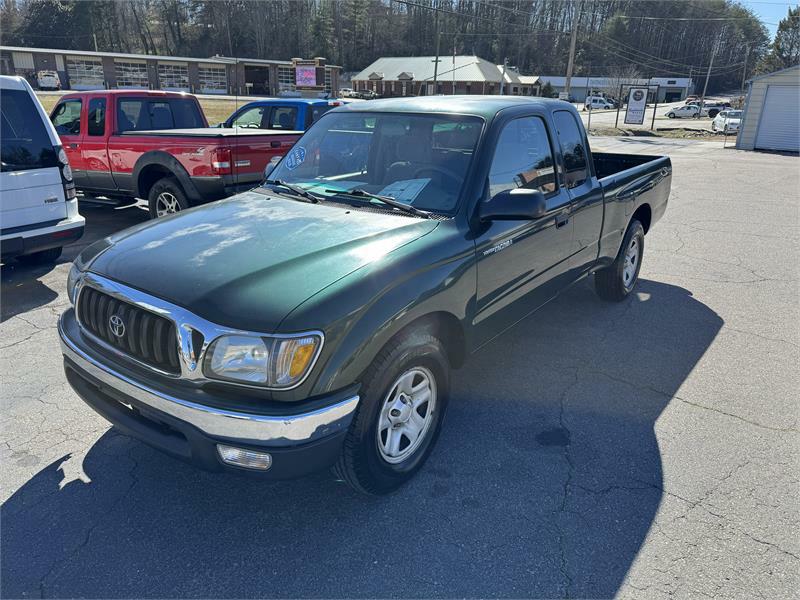 2001 Toyota Tacoma Xtracab 2WD for sale by dealer