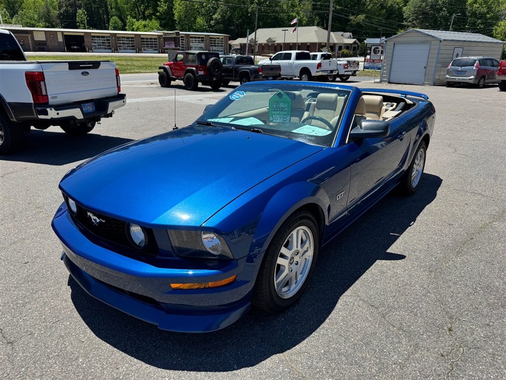 2008 Ford Mustang GT Premium Convertible for sale by dealer