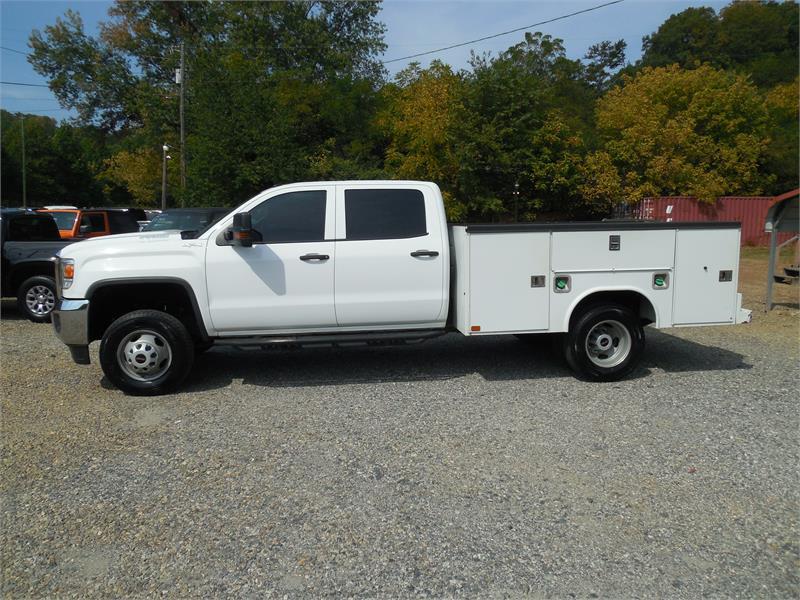2017 GMC Sierra 3500HD Base Crew Cab Lo for sale by dealer