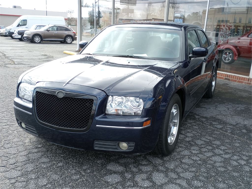 2005 Chrysler 300 for sale by dealer