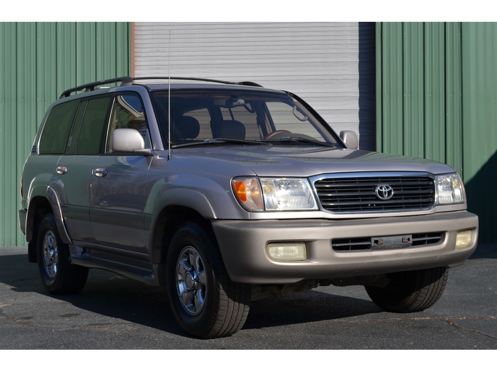 2000 Toyota Land Cruiser 4WD for sale by dealer