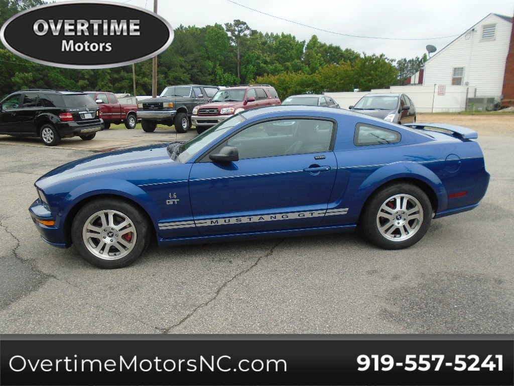 2006 Ford Mustang GT Premium Coupe for sale by dealer