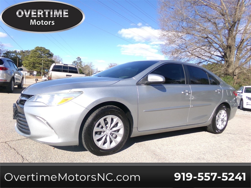 2015 Toyota Camry LE for sale by dealer