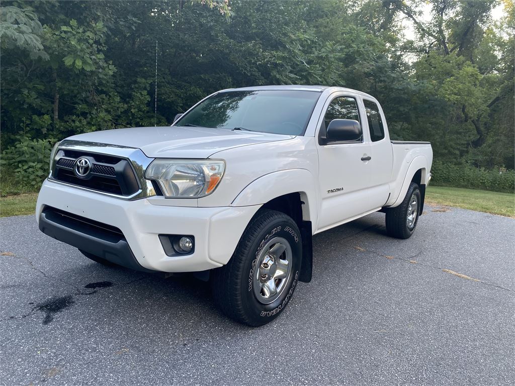 2012 Toyota Tacoma PreRunner Access Cab V6 Auto  for sale by dealer
