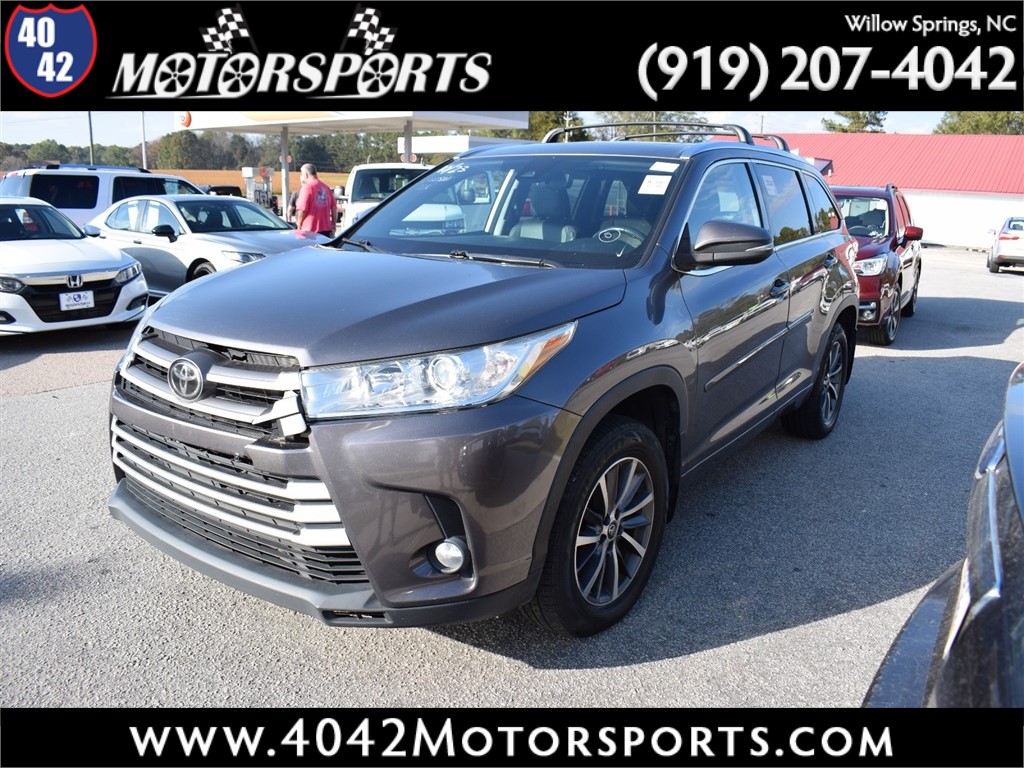 2018 TOYOTA HIGHLANDER XLE AWD V6 for sale by dealer