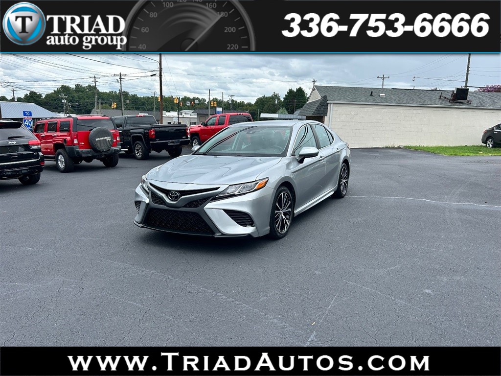 2019 Toyota Camry SE for sale by dealer