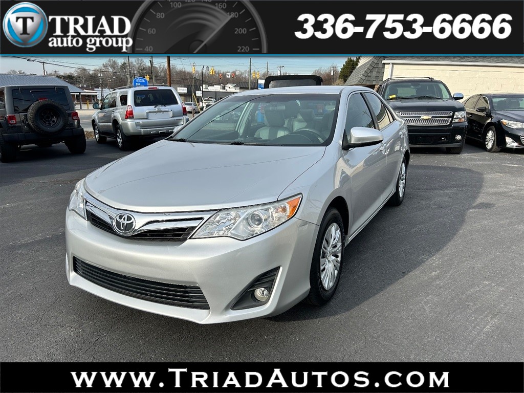 2012 Toyota Camry XLE for sale by dealer