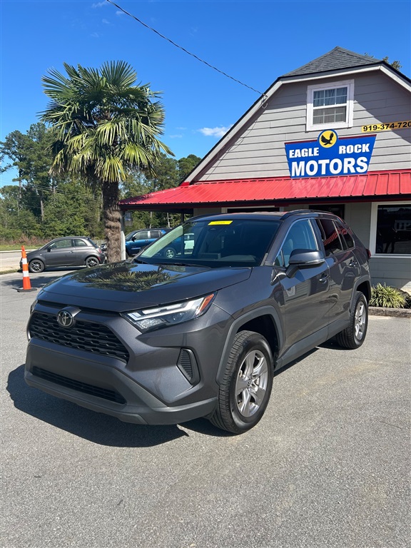 2022 Toyota RAV4 XLE for sale by dealer