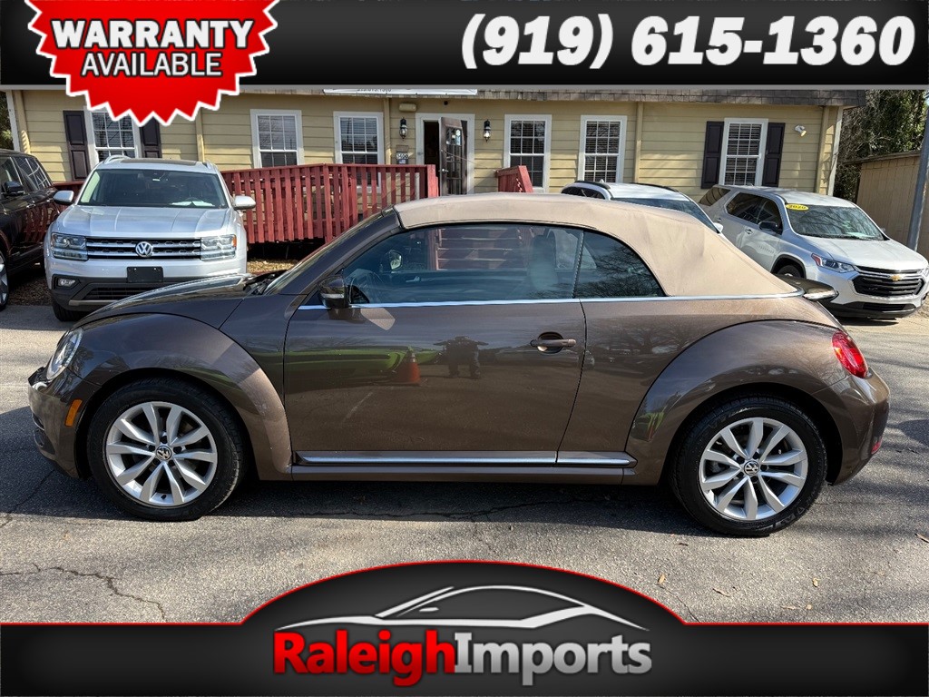 2014 Volkswagen Beetle R-Line Convertible for sale by dealer