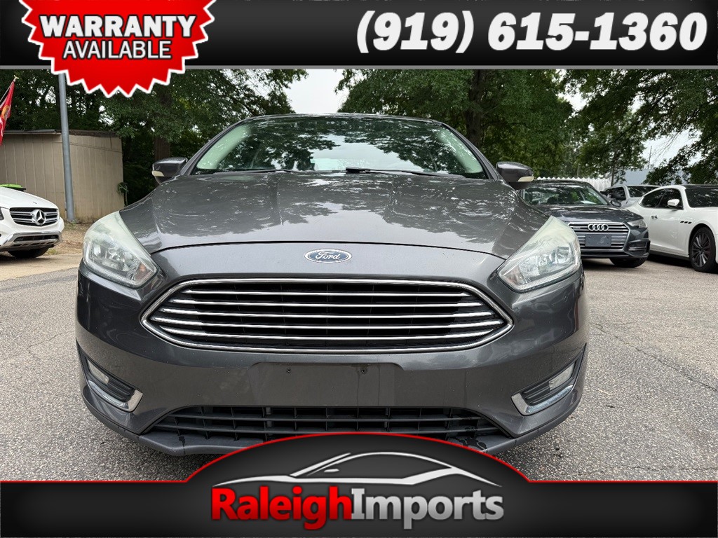 2015 Ford Focus Titanium Hatch for sale by dealer