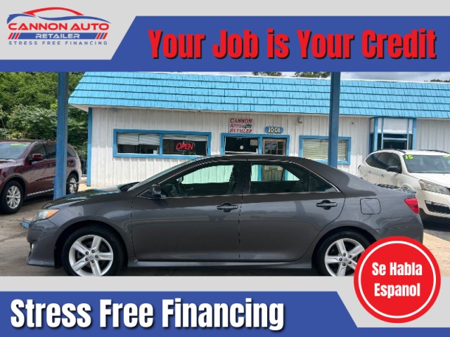 2014 Toyota Camry SE for sale by dealer
