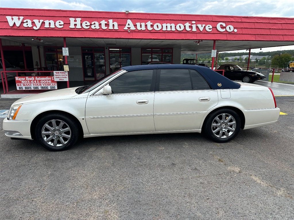 2008 Cadillac DTS Luxury III for sale by dealer