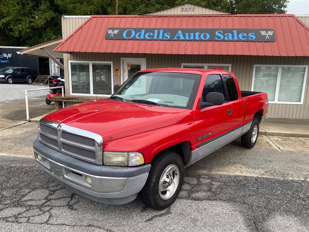 1999 Dodge Ram 1500 Quad Cab Short Bed 2WD for sale by dealer