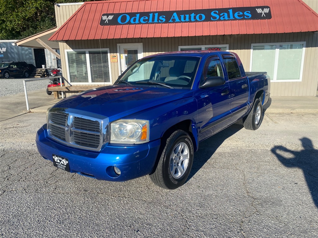 2007 Dodge Dakota SLT Quad Cab 2WD for sale by dealer