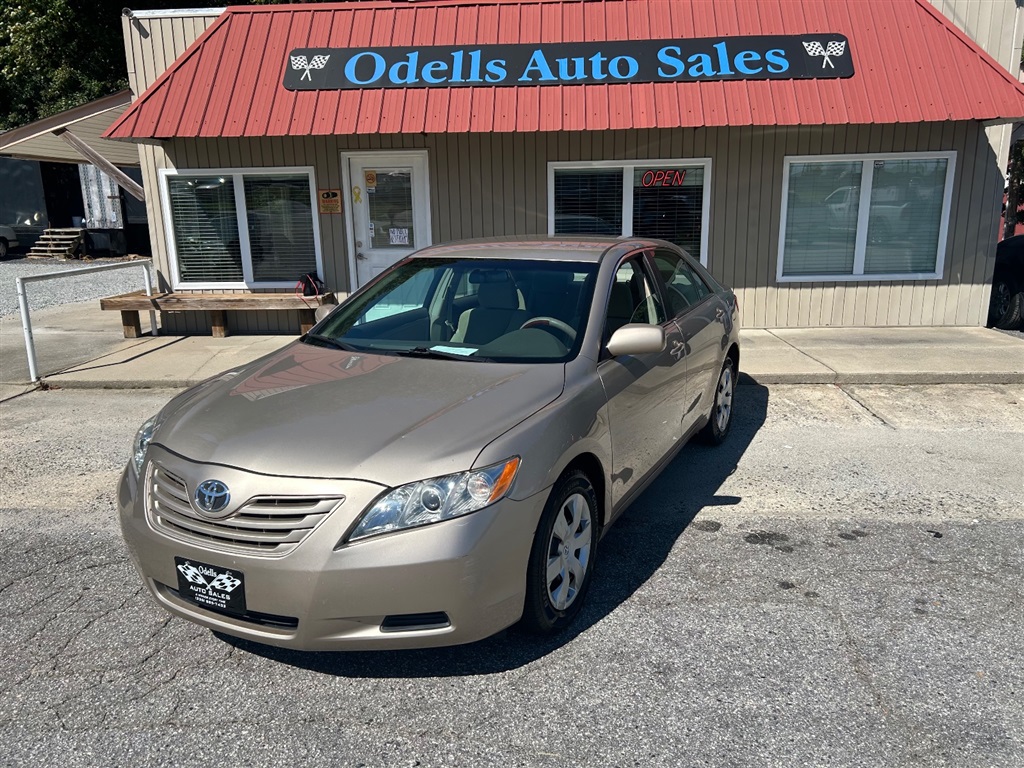 2009 Toyota Camry LE 5-spd AT for sale by dealer