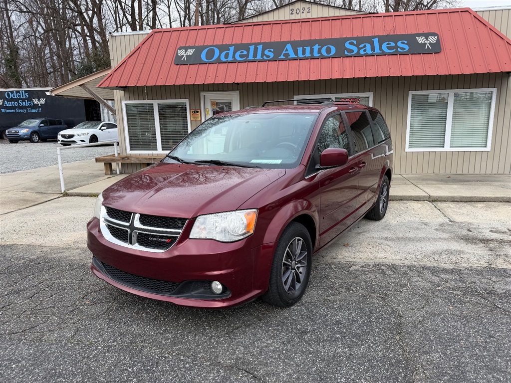 2017 Dodge Grand Caravan SXT for sale by dealer