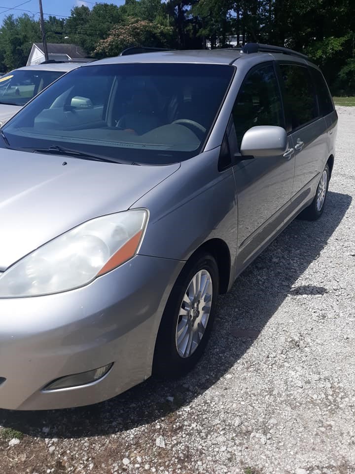2007 TOYOTA SIENNA XLE/XLE LIMITED for sale by dealer