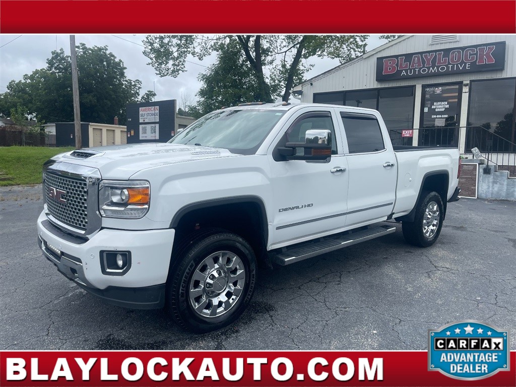 2017 GMC Sierra 2500HD Denali Crew Cab 4WD for sale by dealer