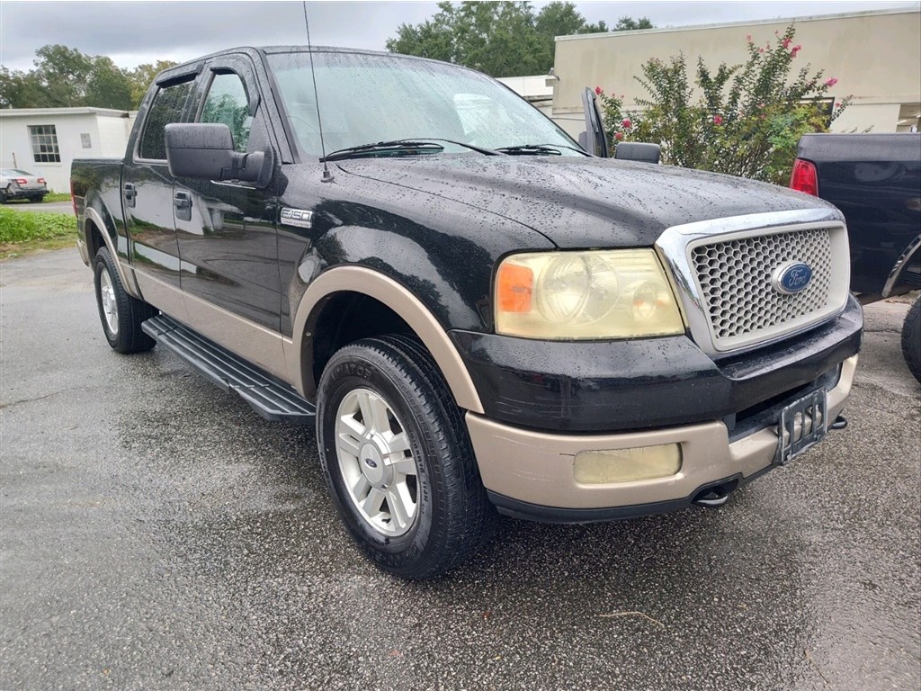 2004 Ford F-150 Lariat SuperCrew 4WD for sale by dealer