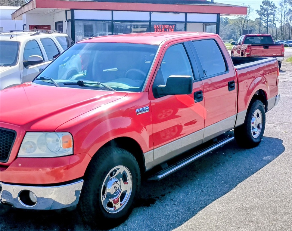 2006 Ford F-150 XLT SuperCrew 2WD for sale by dealer