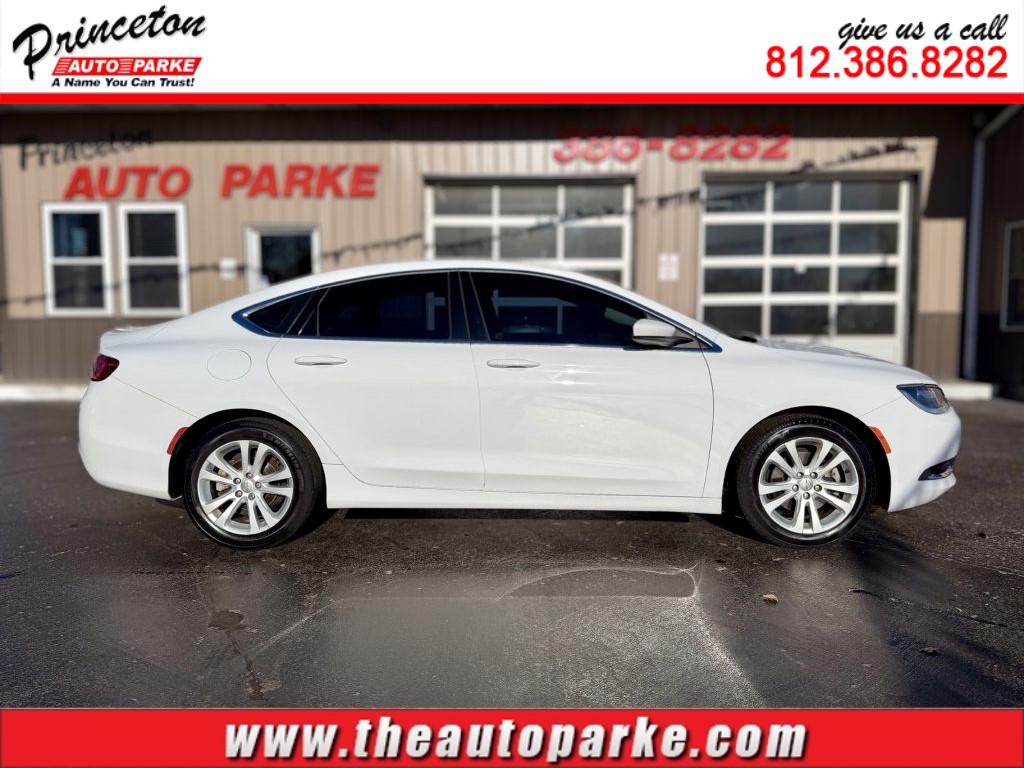 2015 CHRYSLER 200 LIMITED for sale by dealer