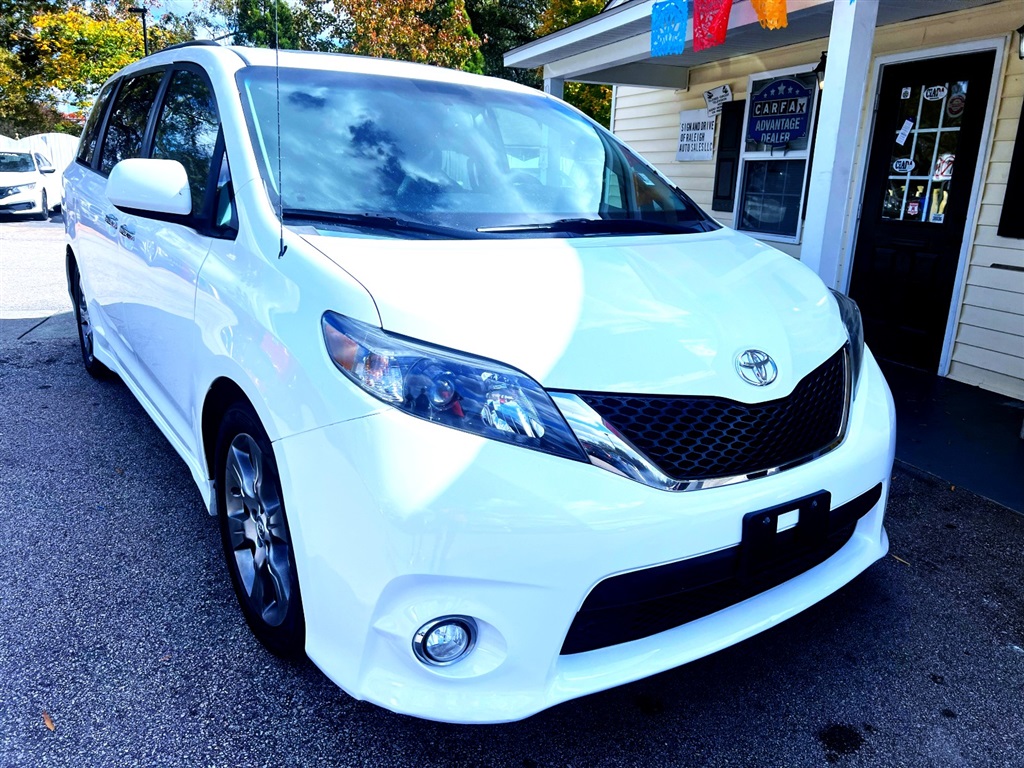 2016 Toyota Sienna LE AWD 7-Passenger V6 for sale by dealer