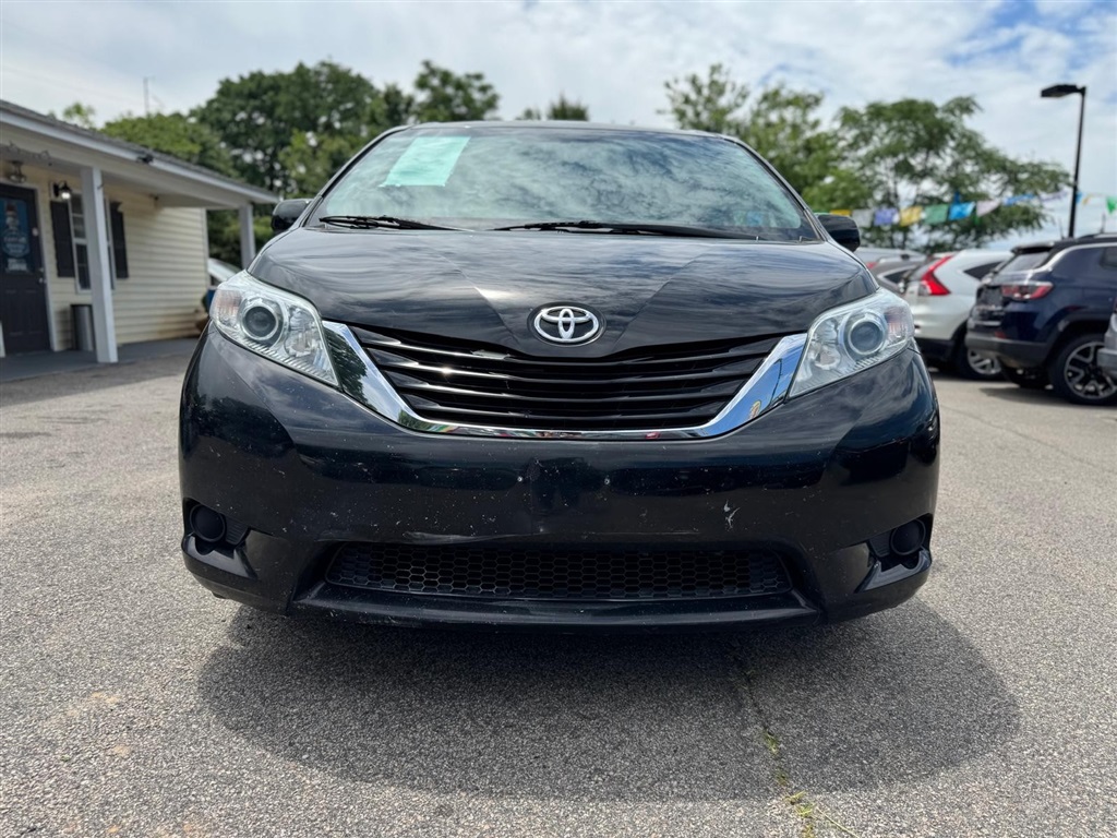 2016 Toyota Sienna LE AWD 7-Passenger V6 for sale by dealer