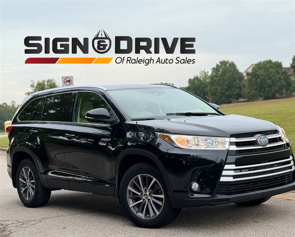 2019 Toyota Highlander Hybrid XLE AWD for sale by dealer