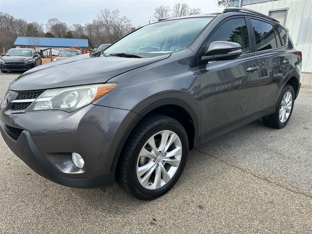 2013 Toyota RAV4 Limited AWD for sale by dealer