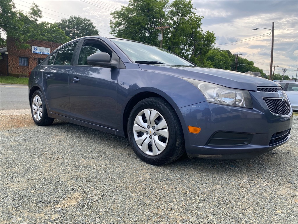 2013 Chevrolet Cruze LS Manual for sale by dealer